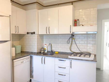 Aquaparklı Havuzlu Denize Yakın Sitede Satılık 2+1 Daire