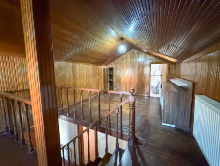 Kumbağ Merkezde Satılık 3+1 Villa Ve 300 M2 İmarlı Arsası
