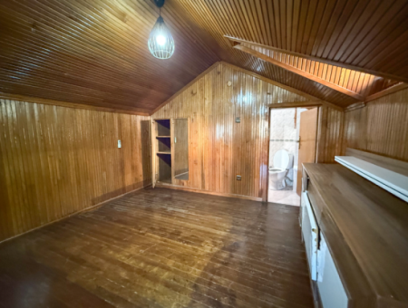 Kumbağ Merkezde Satılık 3+1 Villa Ve 300 M2 İmarlı Arsası