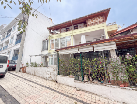 Kumbağ Merkezi Konumda Bahçeli Full Eşyalı 1+1 Satılık Daire