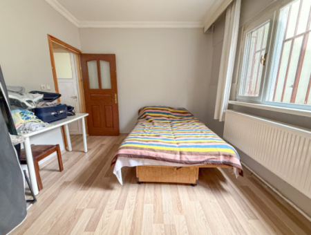 Kumbağ Merkezi Konumda Bahçeli Full Eşyalı 1+1 Satılık Daire