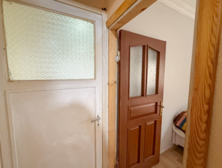 Kumbağ Merkezi Konumda Bahçeli Full Eşyalı 1+1 Satılık Daire