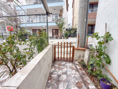 Kumbağ Merkezi Konumda Bahçeli Full Eşyalı 1+1 Satılık Daire