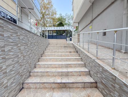 Kumbağ'da Havuzlu Site İçerisinde Asansörlü Eşyalı Kiralık 2+1 Daire