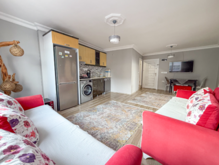 Kumbağ'da Havuzlu Site İçerisinde Asansörlü Eşyalı Kiralık 2+1 Daire