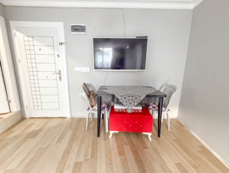 Kumbağ'da Havuzlu Site İçerisinde Asansörlü Eşyalı Kiralık 2+1 Daire