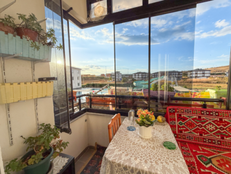 Aquaparklı Havuzlu Denize Yakın Site İçinde Satılık 1+1 Daire