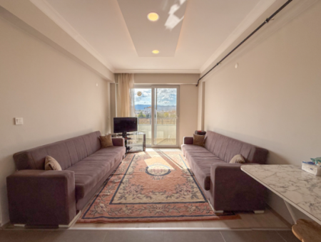 Aquaparklı Havuzlu Denize Yakın Sitede Eşyalı 1+1 Satılık Daire