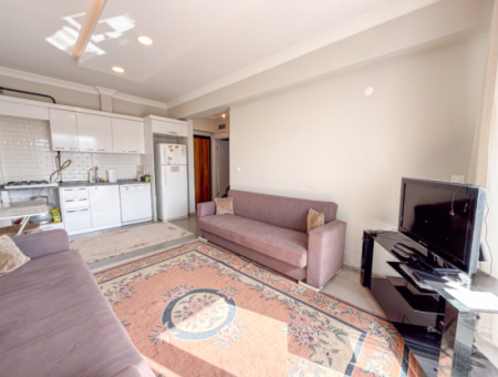 Aquaparklı Havuzlu Denize Yakın Sitede Eşyalı 1+1 Satılık Daire