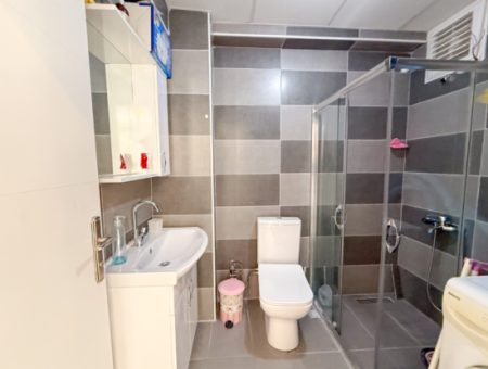 Aquaparklı Havuzlu Denize Yakın Sitede Eşyalı 1+1 Satılık Daire