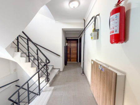 Aquaparklı Havuzlu Denize Yakın Sitede Eşyalı 1+1 Satılık Daire
