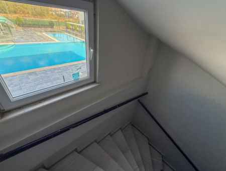 Aquaparklı Havuzlu Denize Yakın Sitede Eşyalı 1+1 Satılık Daire