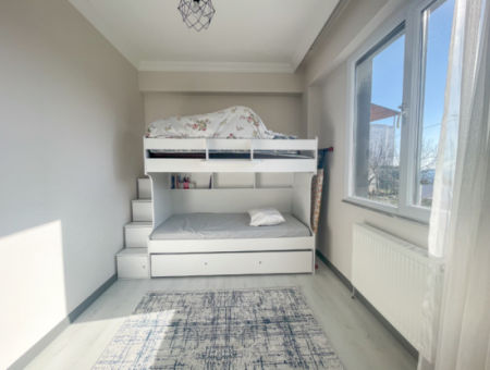 Komple Deniz Manzaralı Kumbağ Tepede İskanlı Satılık 2+1 Daire