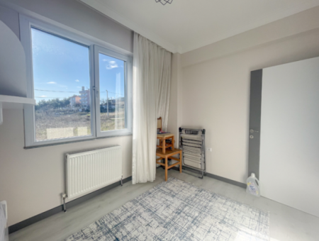 Komple Deniz Manzaralı Kumbağ Tepede İskanlı Satılık 2+1 Daire