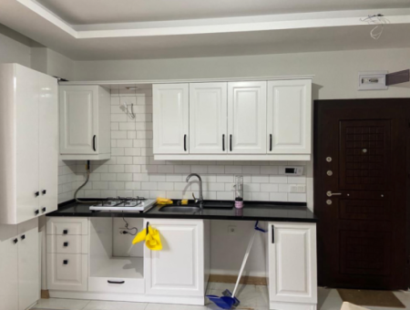 Kumbağ'da Havuzlu Butik Sitede Bahçeli Full Eşyalı Satılık 2+1 Daire