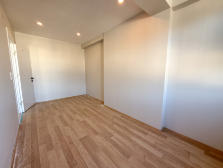 Kumbağ Havuzlu Sitede Denize Yakın Kiralık Lüks 1+1 Daire