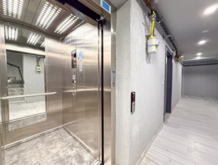 Kumbağ'da Ana Cadde Üzerinde Geniş Ve Ferah 2+1 Satılık Daire