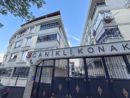 Kumbağ'da Havuzlu Site İçerisinde Geniş Ve Ferah 2+1 Satılık Daire 