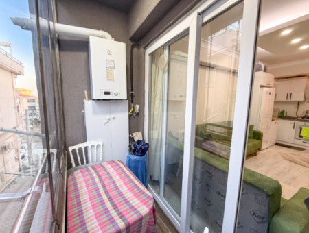 Kumbağ'da Merkezi Konumda İskanlı 1+1 Satılık Daire