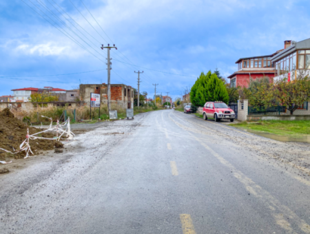 Yeni Sitede Geniş Ve Ferah İskanlı Satılık Ara Kat 2+1 Daire