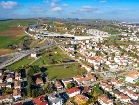 Kumbağ'da Gündal Plajına Yakın İnşaata Hazır Satılık Arsa