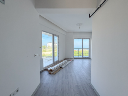 Kumbağ'da Panoramik Deniz Manzaralı Kiralık 1+1 Daire