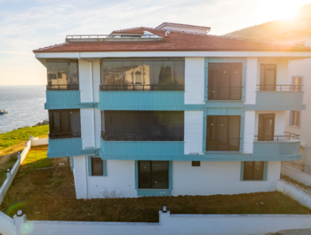 Kumbağ Panoramik Deniz Manzaralı Bahçeli Sıfır 1+1 Satılık Daire