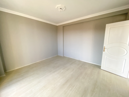 Kumbağ Köy İçi Mevkii Havuzlu Deniz Manzaralı Kiralık 2+1 Daireler