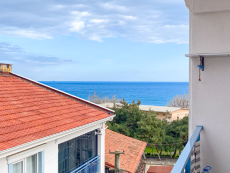 Kumbağ Merkezi Konumda Eşyalı Deniz Manzaralı 2+1 Kiralık Daire