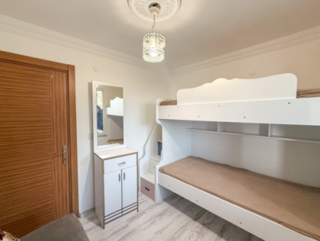 Kumbağ'da Deniz Manzaralı Havuzlu Full Eşyalı 2+1 Satılık Daire