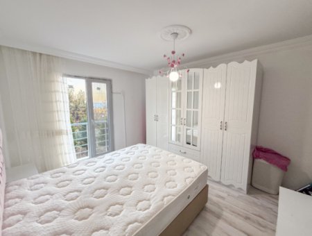 Kumbağ'da Deniz Manzaralı Havuzlu Full Eşyalı 2+1 Satılık Daire