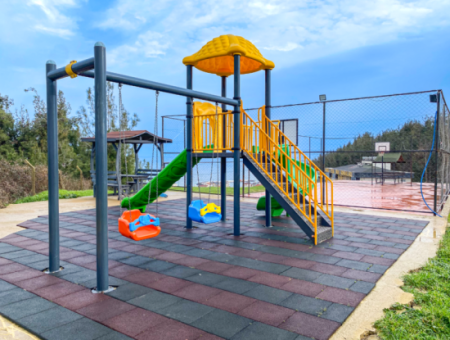 Kumbağ Havuzlu Sitede Full Eşyalı Sezonluk Kiralık Lüks 1+1 Daire