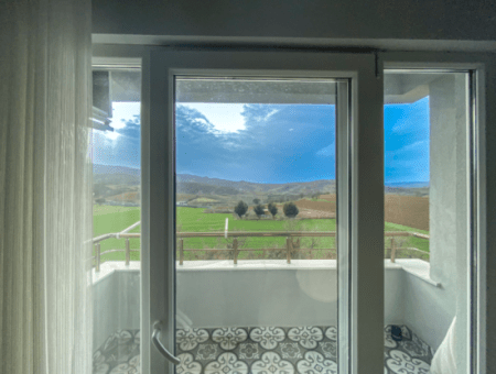 Kumbağ Havuzlu Sitede Full Eşyalı Sezonluk Kiralık Lüks 1+1 Daire