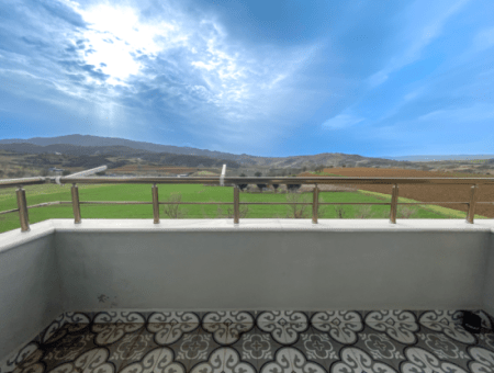 Kumbağ Havuzlu Sitede Full Eşyalı Sezonluk Kiralık Lüks 1+1 Daire