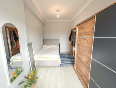 Kumbağ Havuzlu Sitede Full Eşyalı Sezonluk Kiralık Lüks 1+1 Daire