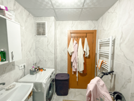 Kumbağ Havuzlu Sitede Full Eşyalı Sezonluk Kiralık Lüks 1+1 Daire