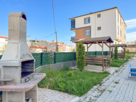 Kumbağ'da Ana Caddeye Sıfır Site İçinde Kiralık 1+1 Daire