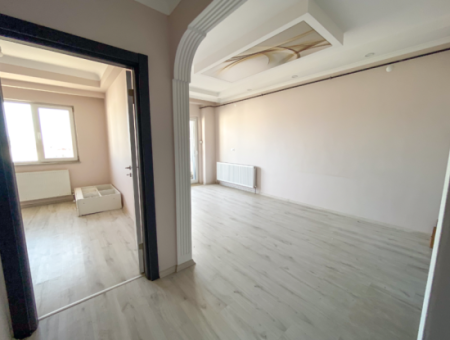 Kumbağ'da Ana Caddeye Sıfır Site İçinde Kiralık 1+1 Daire