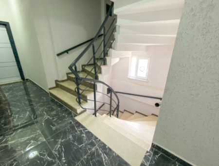 Kumbağ'da Ana Caddeye Sıfır Site İçinde Kiralık 1+1 Daire