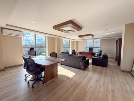 100.Yıl Alt Yol Caddede Deniz Manzaralı Komple Kiralık Plaza