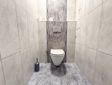 100.Yıl Alt Yol Caddede Deniz Manzaralı Komple Kiralık Plaza