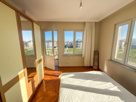 Kumbağ'da 740 M2 Arsa İçerisinde Satılık Tripleks 7+1 Villa