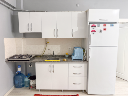 Kumbağ Limanda Asansörlü İskanlı Binada Satılık 2+1 Eşyalı Daire