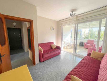 Kumbağ Caddenin Deniz Tarafında Geniş 2+1 Eşyalı Kiralık Daire