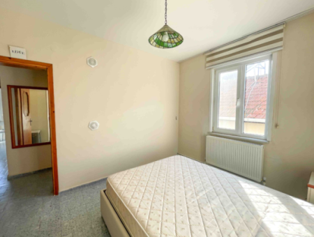 Kumbağ Caddenin Deniz Tarafında Geniş 2+1 Eşyalı Kiralık Daire