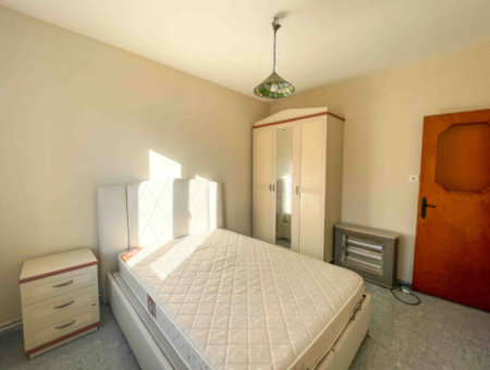 Kumbağ Caddenin Deniz Tarafında Geniş 2+1 Eşyalı Kiralık Daire