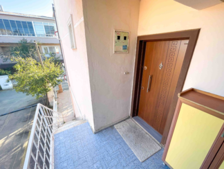 Kumbağ Caddenin Deniz Tarafında Geniş 2+1 Eşyalı Kiralık Daire