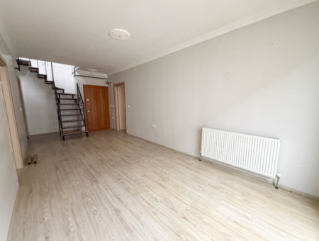 Kumbağ Limanda Havuzlu Sitede Kiralık 2+1 Dubleks Teraslı Daire