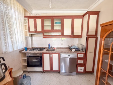 Kumbağ Denize 50 Mt Havuzlu Site İçinde Satılık Tripleks Villa