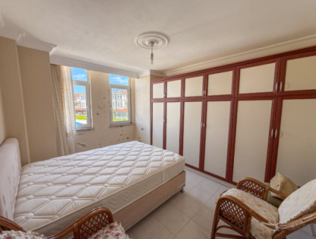 Kumbağ Denize 50 Mt Havuzlu Site İçinde Satılık Tripleks Villa